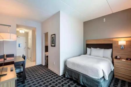 TownePlace Suites by Marriott Orlando at SeaWorld - 2