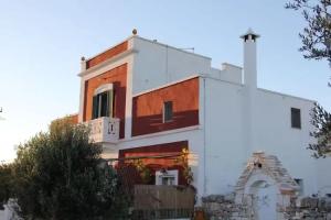 Bed & Breakfast «Masseria Trulli sull'Aia», Cisternino