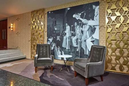 The Statler Dallas, Curio Collection By Hilton - 11