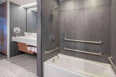 The Statler Dallas, Curio Collection By Hilton - 84