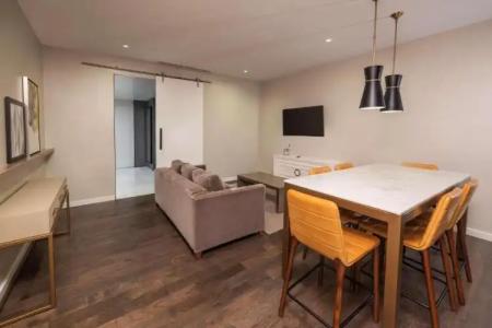 The Statler Dallas, Curio Collection By Hilton - 101