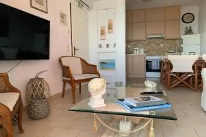 Tereza House, Pelekas