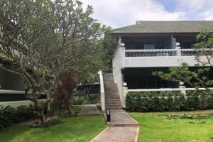 Let's Hyde Resort & Villas - Pool Cabanas, Pattaya