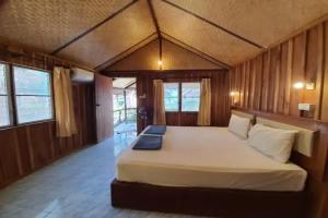Kradan Beach Resort, Kradan