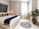 2 Bedrooms Hot Tub Villa