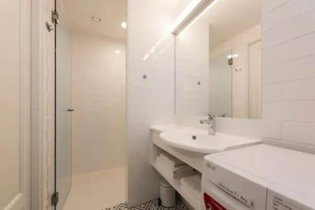 Tallinn Apartment - No Contact Check In - 120