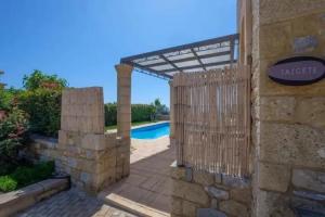 Trochalo Villas, Stoupa