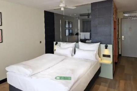 Select Oberhausen - 77