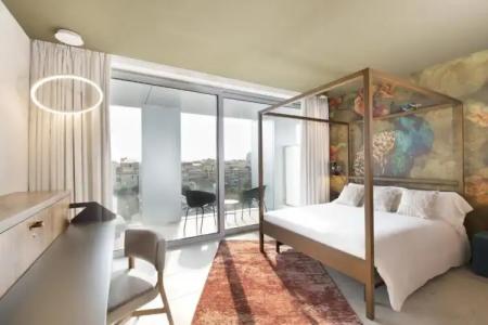 SB Glow **** Sup - 44