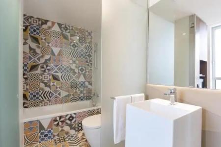 SB Glow **** Sup - 36