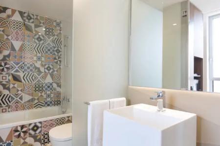 SB Glow **** Sup - 46