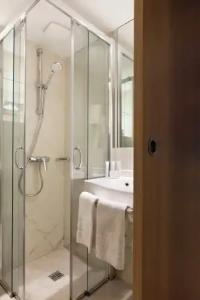 Hôtel Hor Les Lumières - 93