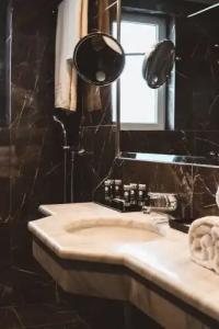 Athenian Riviera& Suites - 65