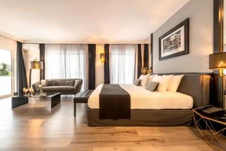 Athenian Riviera& Suites - 74