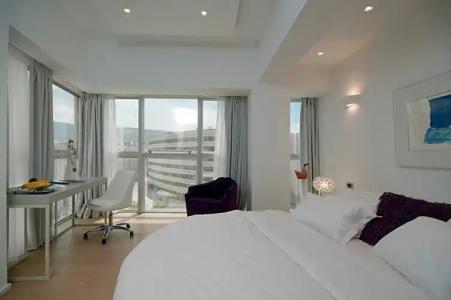 Athenaeum Grand - 67