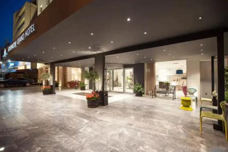 Athenaeum Grand - 1