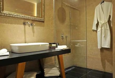 Athenaeum Grand - 73