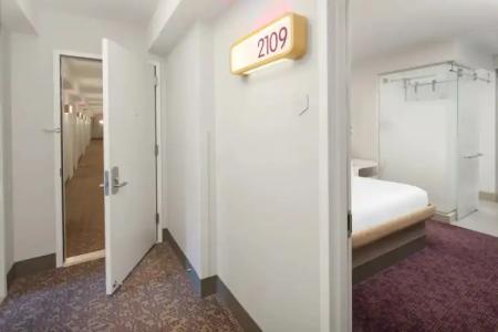 YOTEL New York Times Square - 51