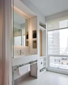 YOTEL New York Times Square - 50