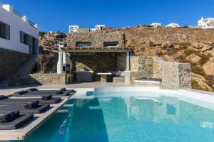 White and Grey, Mykonos