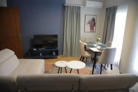Oda Tirana - 264