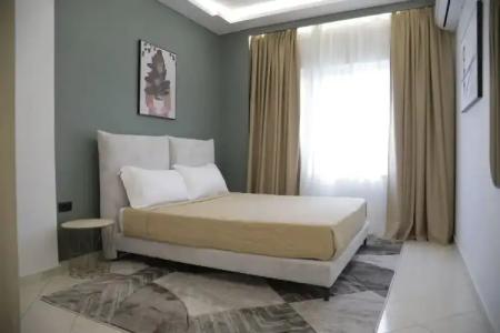 Oda Tirana - 211