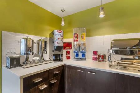 Best Western Plus East Side - 31