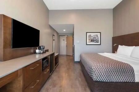 Best Western Plus East Side - 3