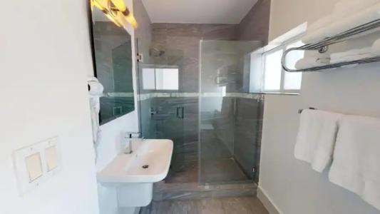 Park Royal Miami Beach - 10