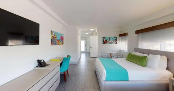 Park Royal Miami Beach - 40