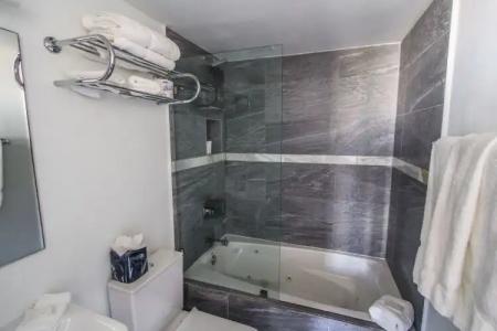 Park Royal Miami Beach - 9