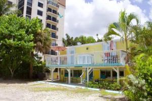 Sandy Beach, Fort Myers Beach