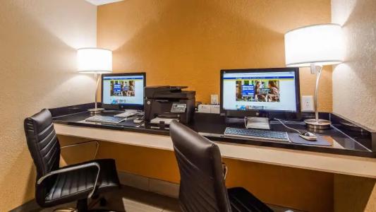 Best Western Cape Cod - 4