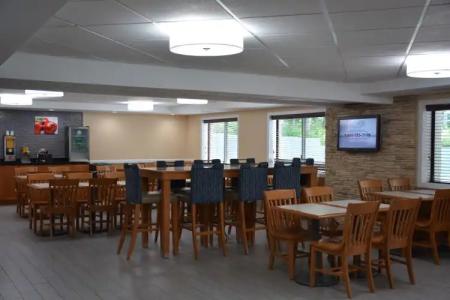 Best Western Cape Cod - 29