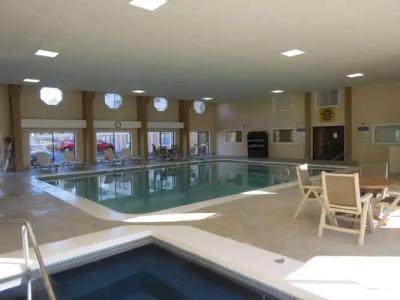 Best Western Cape Cod - 13