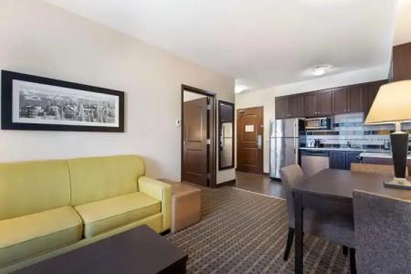 Best Western Pacific Inn - 50