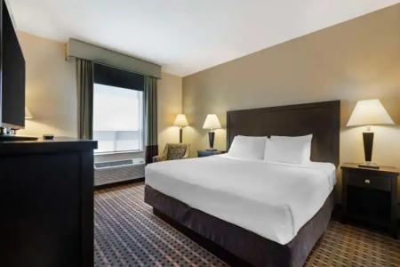 Best Western Pacific Inn - 41