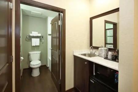 Best Western Pacific Inn - 104