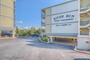 Grandma's River Haus RRC A108 Condo, New Braunfels