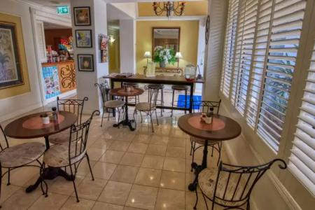 Bel Air on Broadbeach - Official - 30