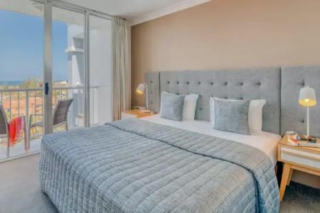 Bel Air on Broadbeach - Official - 4