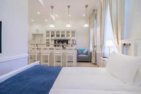 Revelton Suites - 32