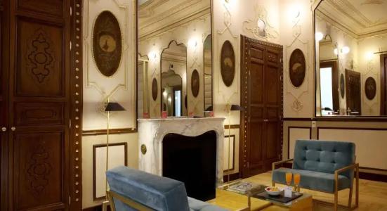 Axel Madrid - Adults Only - 16