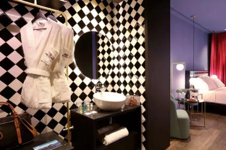 Axel Madrid - Adults Only - 8