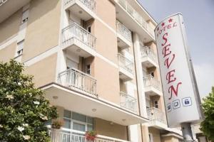 Hotel Seven, Rimini