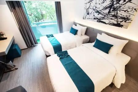 Haven't Met Bangkok Silom by Cross Collection - 38