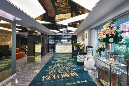 Haven't Met Bangkok Silom by Cross Collection - 17