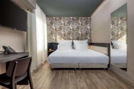 Brown Kubic, a member of Browns - 4