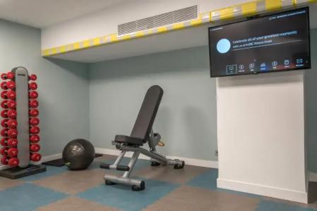 Brown Kubic, a member of Browns - 21