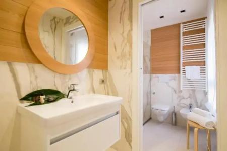 Metropol Ceccarini Suite - 83